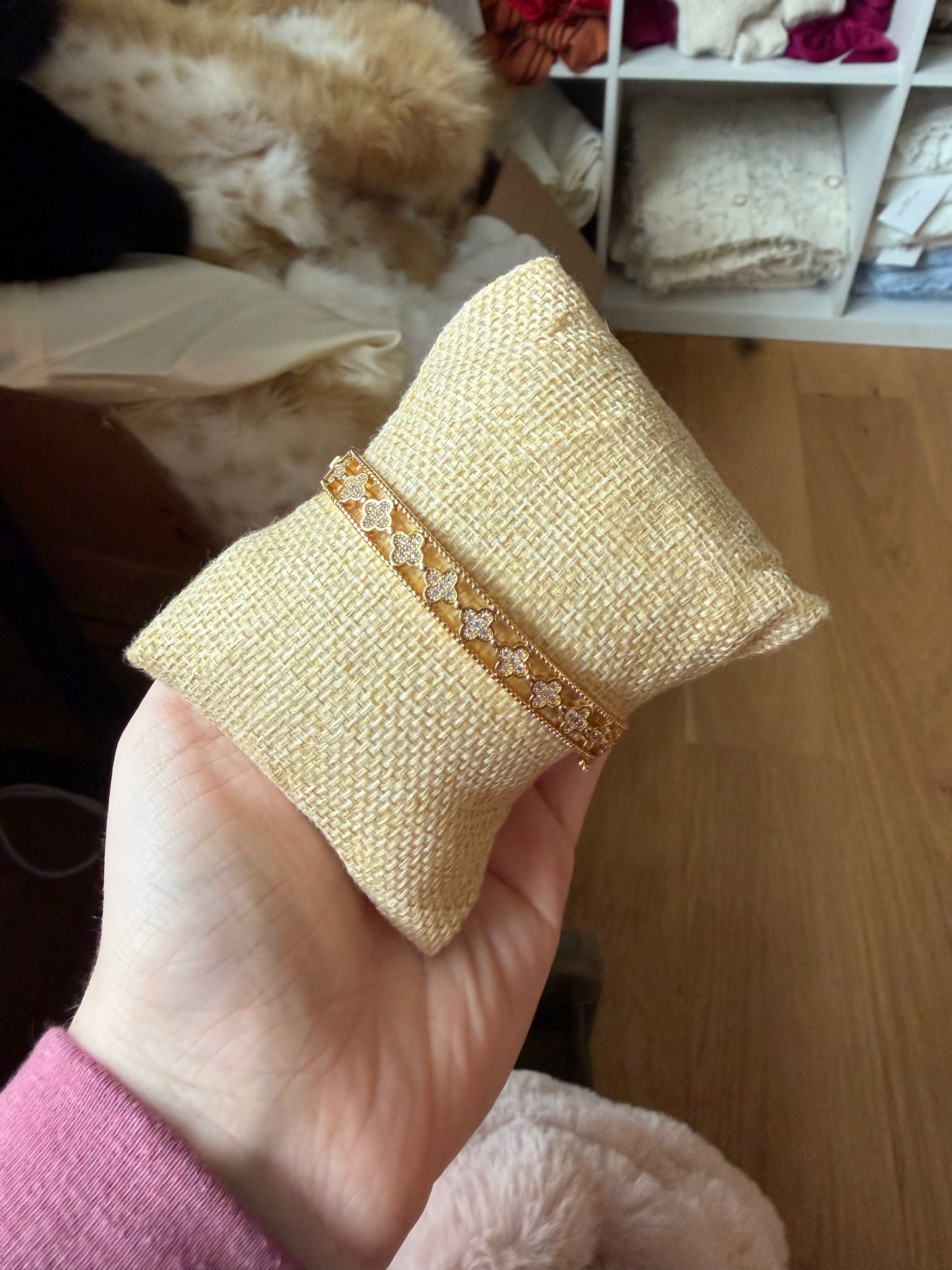 Gold Diamond Flower Bangle