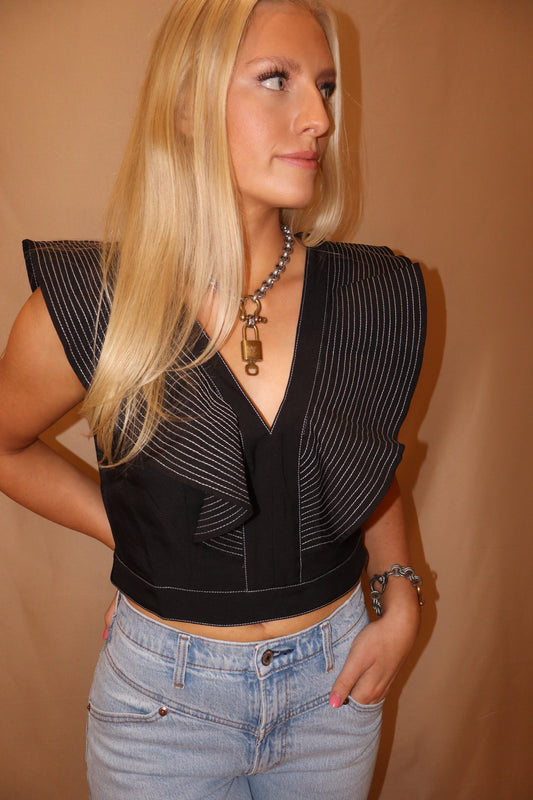 TOP STITCH RUFFLE DETAIL V-NECK TOP
