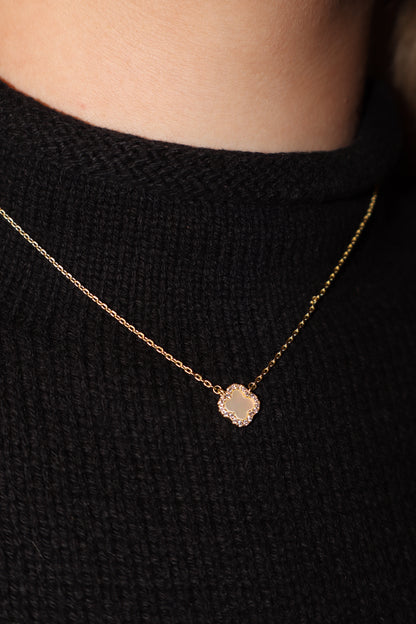 Small Flower Necklace