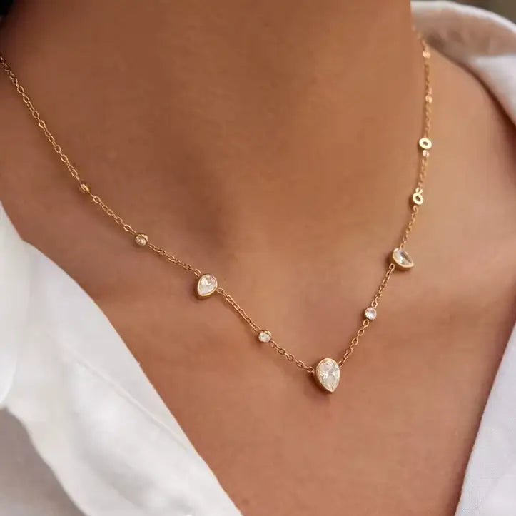 Pear Scattered Necklace